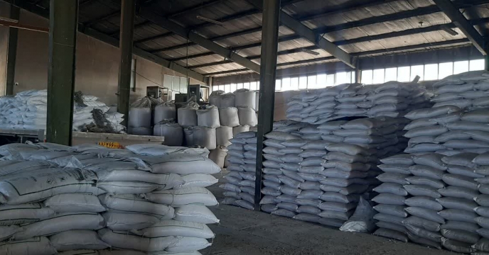 به مناسبت هفته دولت؛ مصاحبه مدیر شرکت خدمات حمایتی کشاورزی استان تهران با خبرگزاری ایرنا،تحویل بیش از ۲ هزار تن کود یارانه‌ای به کشاورزان تهران در دوران جنگ