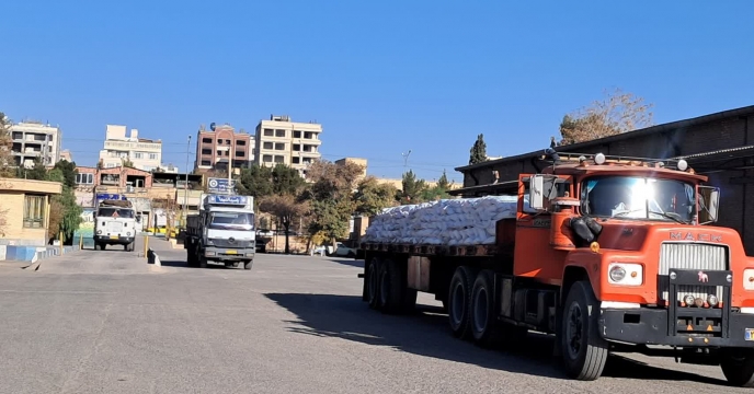  تامین به‌موقع کودهای یارانه‌ای برای کشاورزان کرمانی ادامه دارد