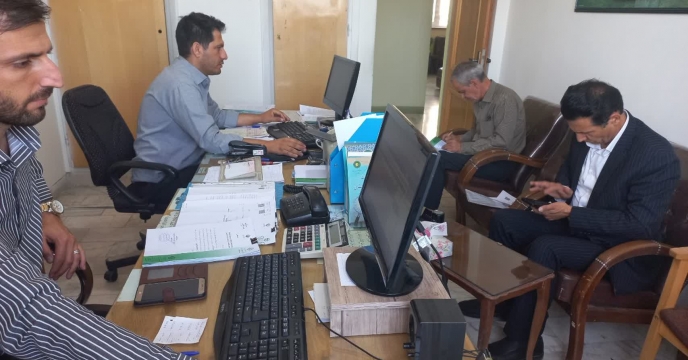 انعقاد قرارداد توزیع و فروش انواع  نهاده های کشاورزی با اتحادیه شرکتهای تعاونی روستایی شهرستان اصفهان