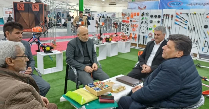 بازدید معاون امور ماشین ها و ادوات کشاورزی و مدیر شرکت خدمات حمایتی کشاورزی استان مازندران از غرفه شرکت سانیار تجهیز گستر در نمایشگاه استان مازندران 