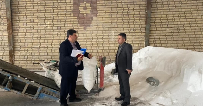 بازدید معاون امور ماشین ها و ادوات کشاورزی از انبار کود شرکت خدمات حمایتی کشاورزی استان خوزستان