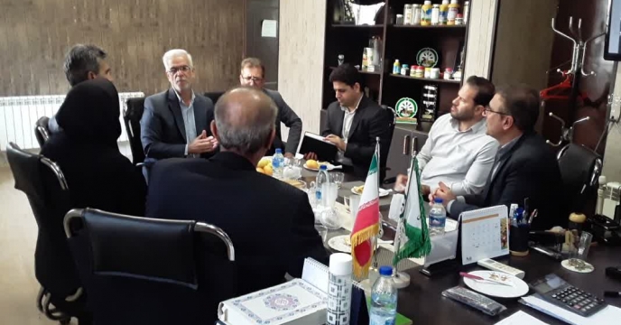 جلسه  مدیر شرکت خدمات حمایتی کشاورزی لرستان با مدیرت جهاد کشاورزی الشتر 