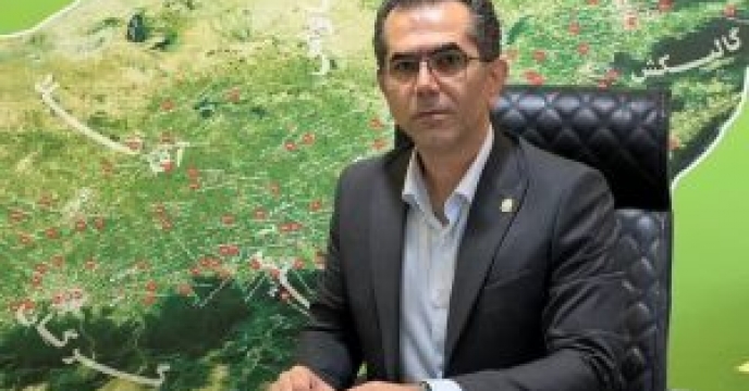 فروش سم، از طریق فروشگاه های مجاز سموم ‌که دارای پروانه فعالیت هستند