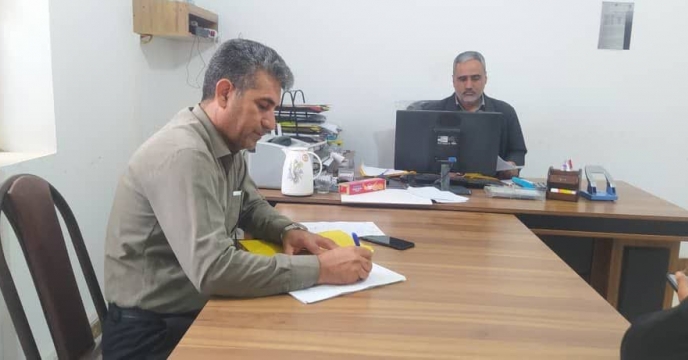 بازدید کارشناس فنی شرکت خدمات حمایتی کشاورزی استان هرمزگان از دفتر تعاونی روستایی شهرستان رودان