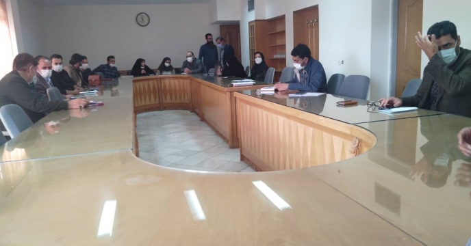 جلسه مشترک بررسی وضعیت کارگزاران توزیع  نهاده های کشاورزی درشهرستان بروجرد 