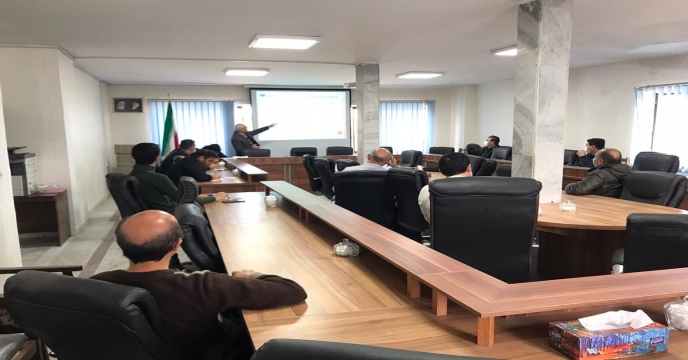 تشکیل کلاس آموزشی پول شویی و راههای مبارزه با آن در شرکت خدمات حمایتی کشاورزی استان آذربایجان غربی 