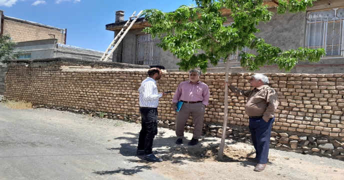 بازدید از انبار کارگزاری کود در منطقه خنداب . روستای آقداش