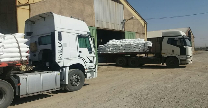برگزاری نشست هماهنگی تأمین و توزیع کودهای شیمیایی در شهرستان اراک . با حضور مهندس موسوی مدیر شرکت خدمات حمایتی کشاورزی استان مرکزی