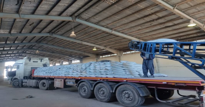 توزیع بیش از 1182 تن انواع کودهای کشاورزی برای توزیع به کشاورزان منطقه فراهان - شهرستان فرمهین و حومه