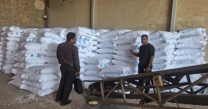 بازدید از کارگزاریهای کود تعاونی روستایی و بخش خصوصی منطقه شازند و حومه – استان مرکزی