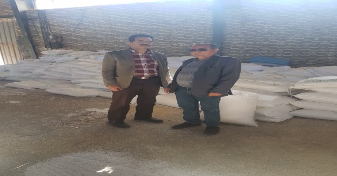 بازدید کارشناس پایش کودی شرکت خدمات حمایتی کشاورزی استان مرکزی از مراکز توزیع کود شهرستان آشتیان و تفرش . اردیبهشت 1404