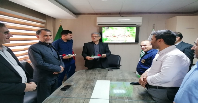 تقدیر از کارکنان به مناسبت روز ملی جمعیت