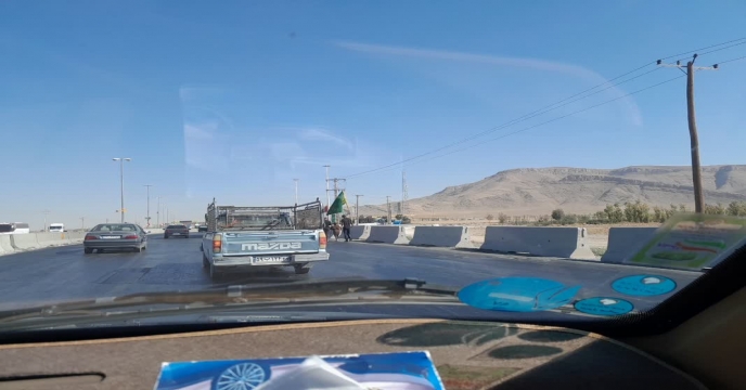 بازدید کارشناس فنی کود استان مرکزی از انبار کود کارگزار تحت پوشش در حومه اراک . شرکت تعاونی تولید وحدت کارچان