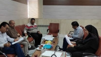 جلسه مدیر با همکاران درباره شرایط موجود در کارگزاری ها ی استان 
