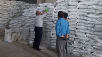 نمونه برداری از کود سولفات پتاسیم گرانوله در استان زنجان
